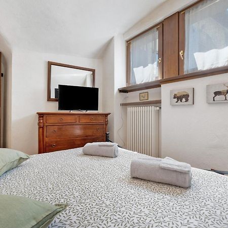 Villa Antico Casolare Di Alice Cares Esterno foto